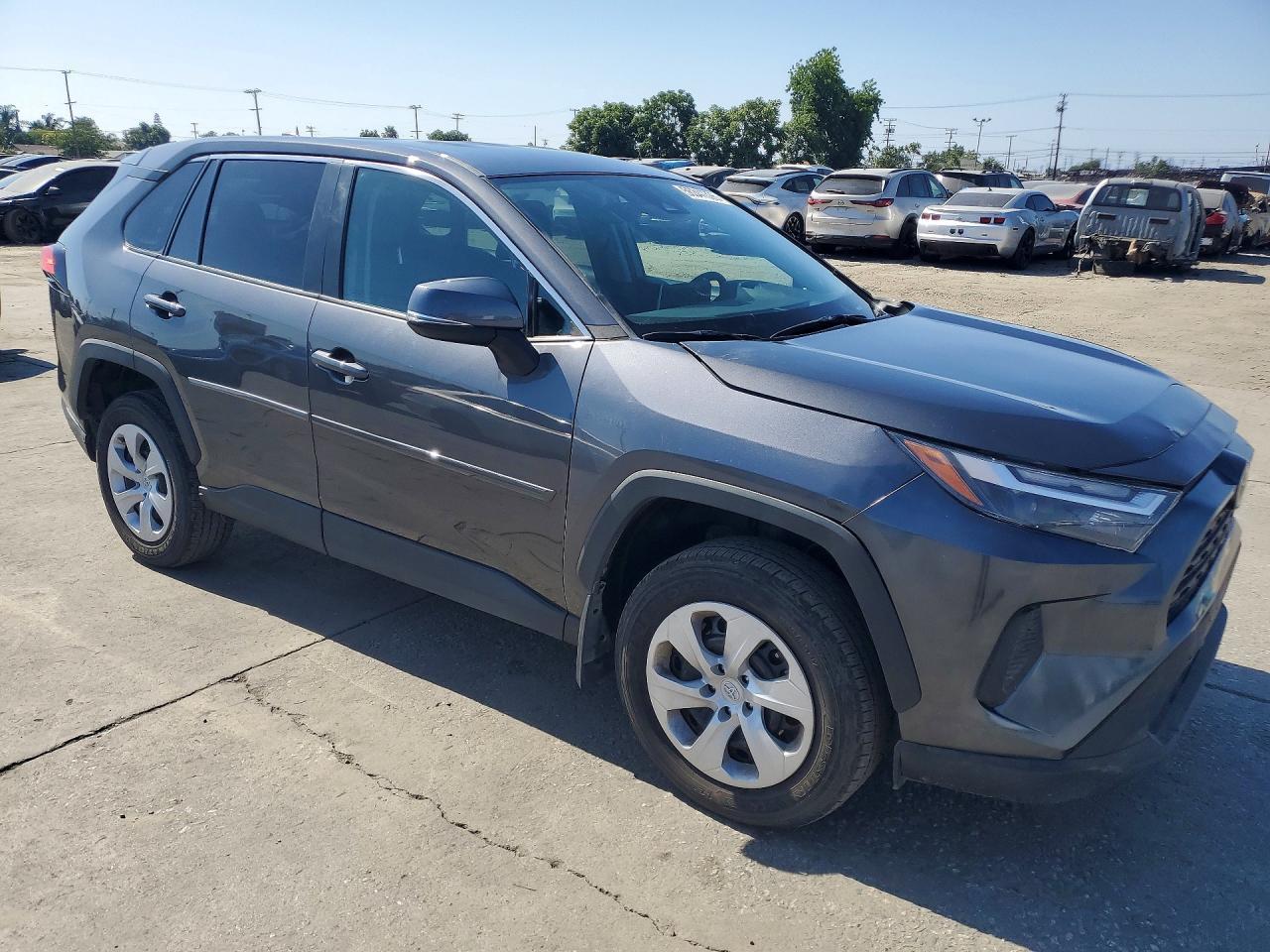 2024 Toyota Rav4 Le - Image 4