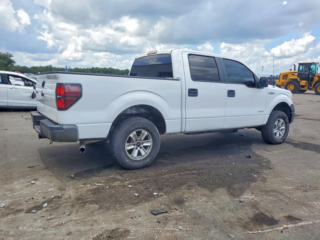 2013 Ford F150 Supercrew - Фото 3