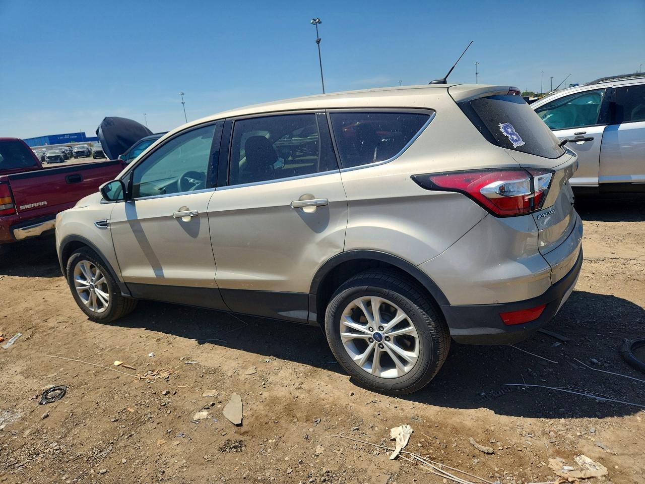 2017 Ford Escape Se - Фото 2