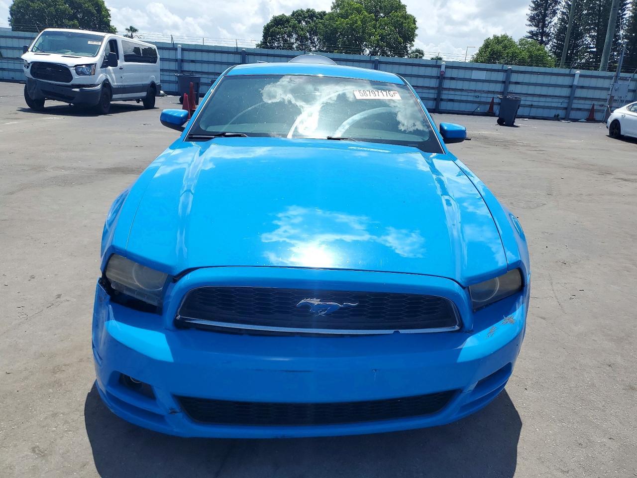 2013 Ford Mustang - Image 5
