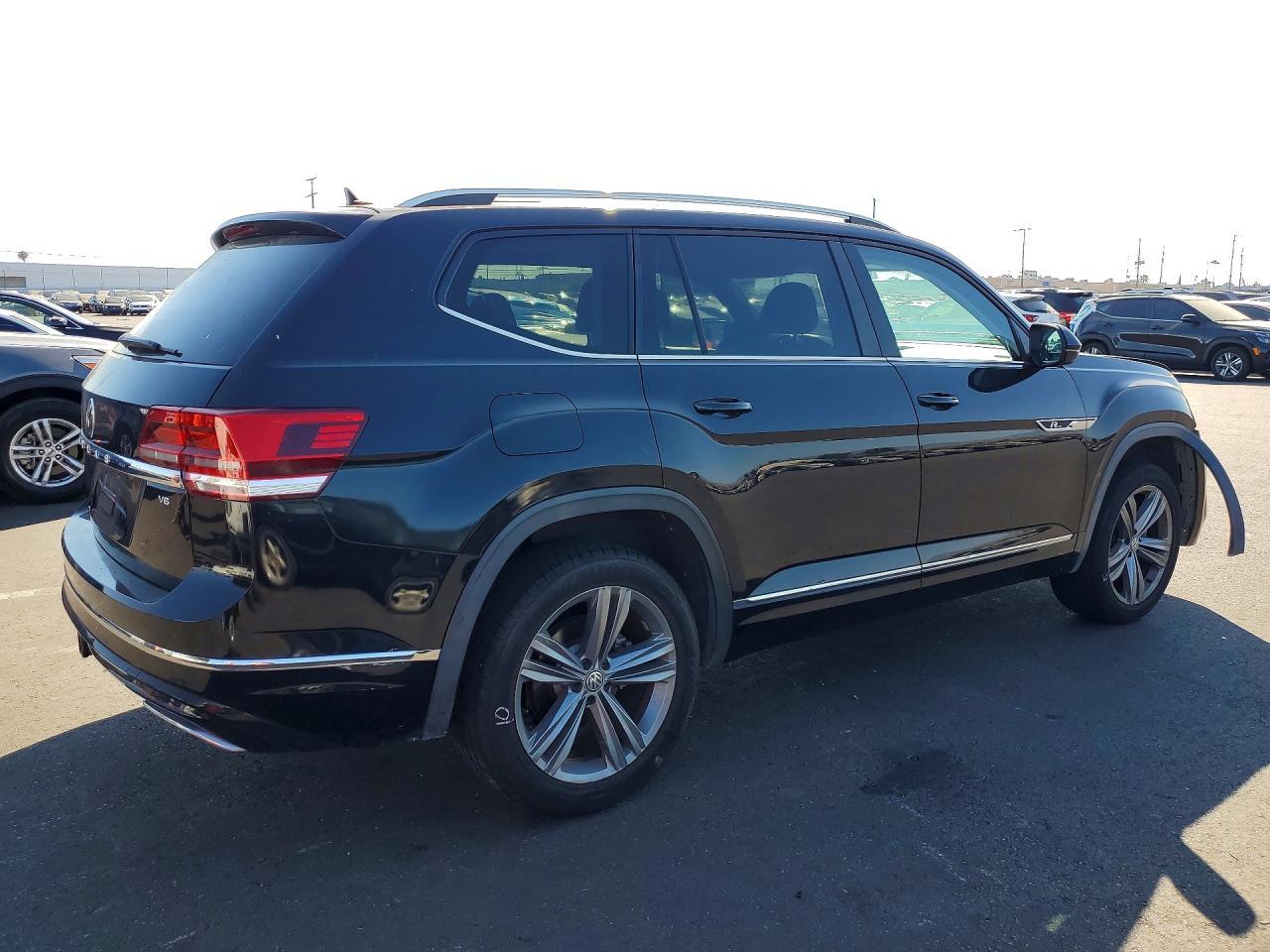 2019 Volkswagen Atlas Se - Image 3