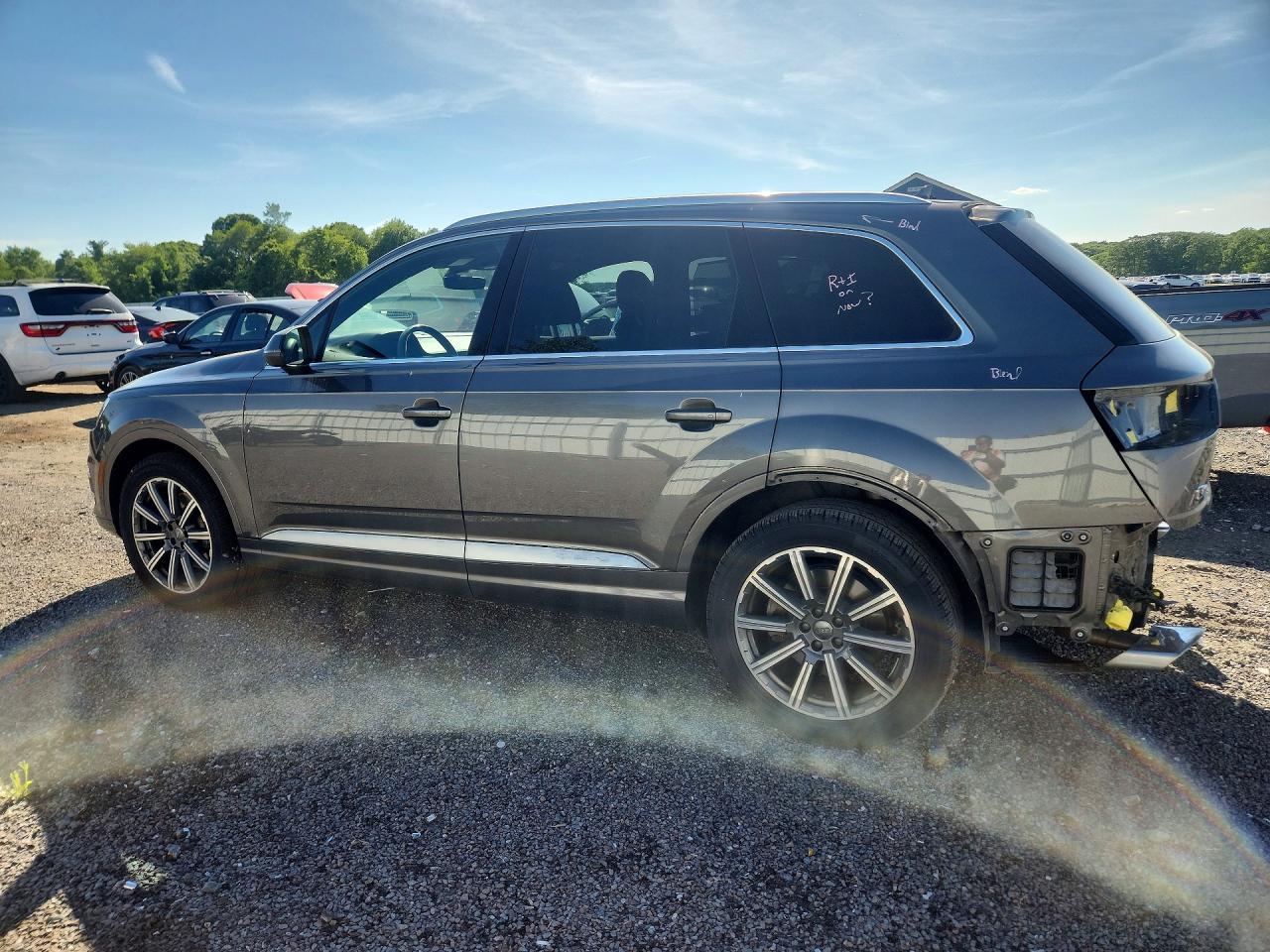 2019 Audi Q7 Premium Plus - Фото 2
