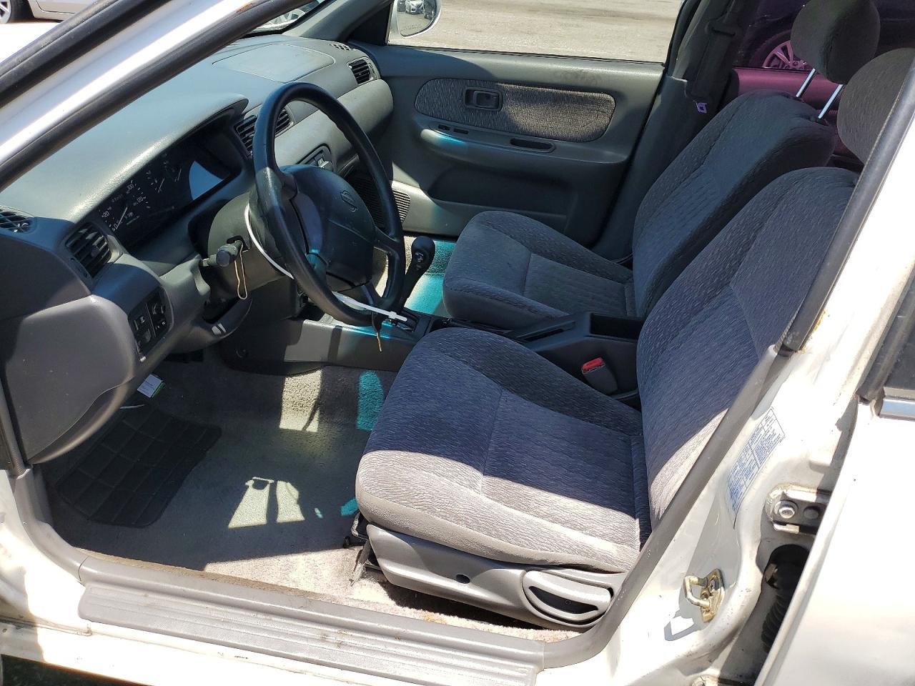 1998 Nissan Sentra Base - Image 7
