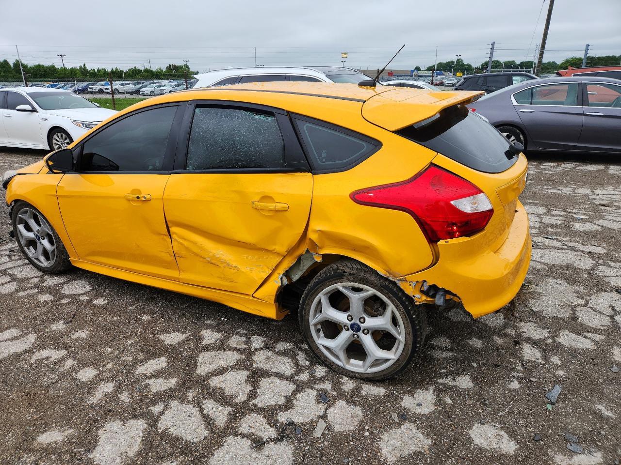 2013 Ford Focus St - Фото 2
