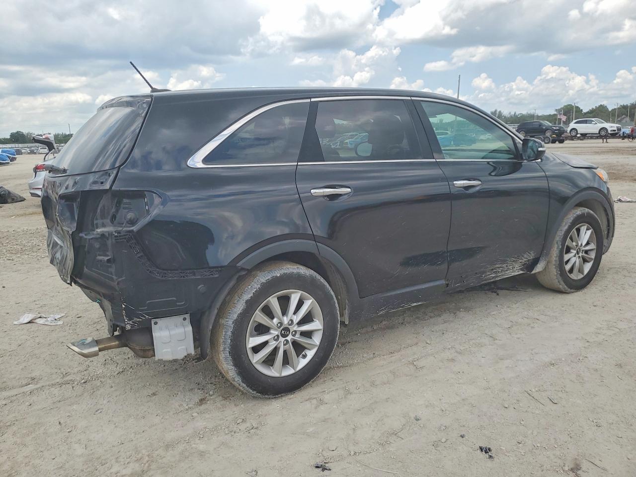 2019 Kia Sorento L - Фото 3