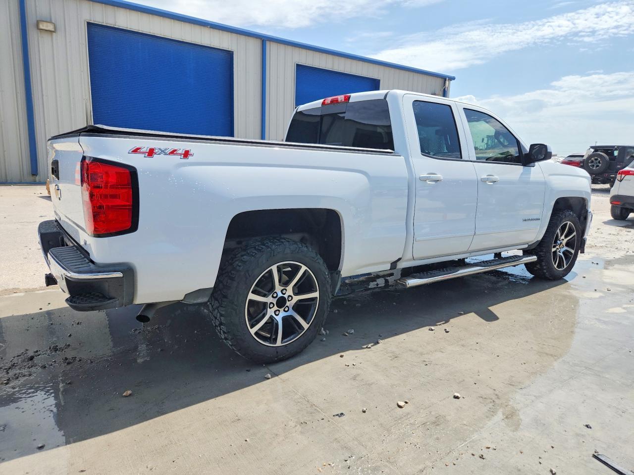 2016 Chevrolet Silverado K1500 Lt - Фото 3
