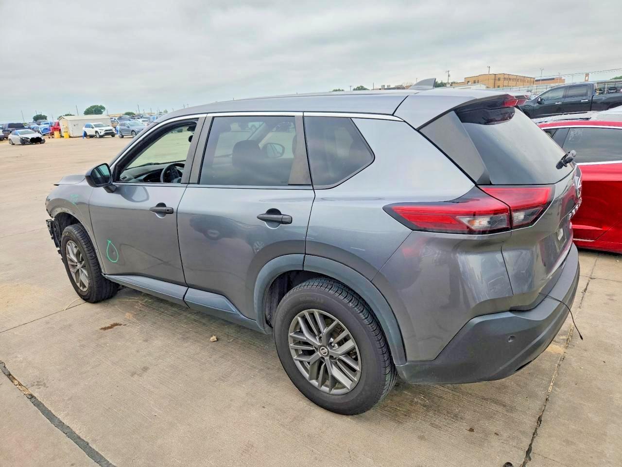 2021 Nissan Rogue S - Фото 2
