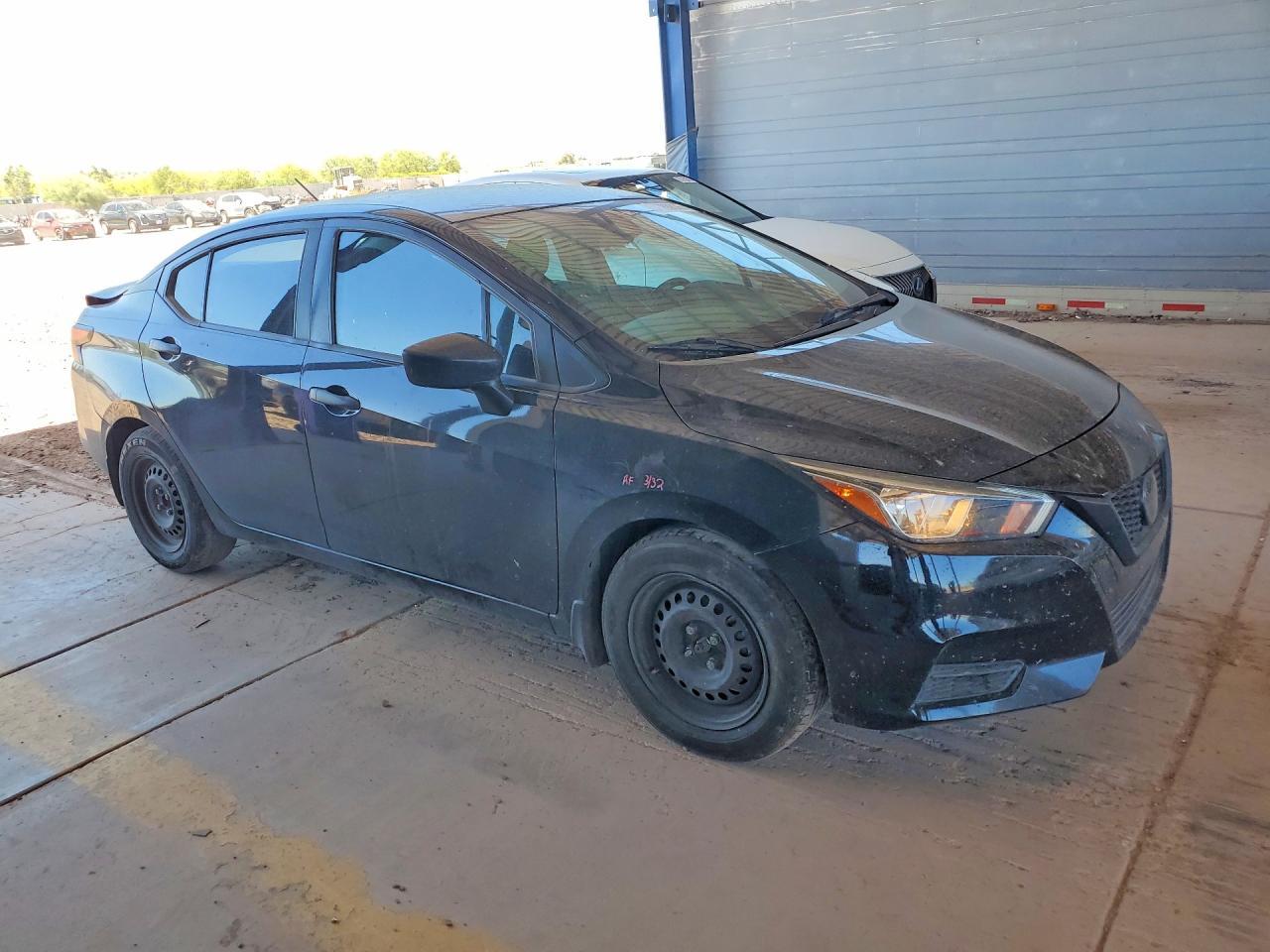 2020 Nissan Versa S - Фото 4
