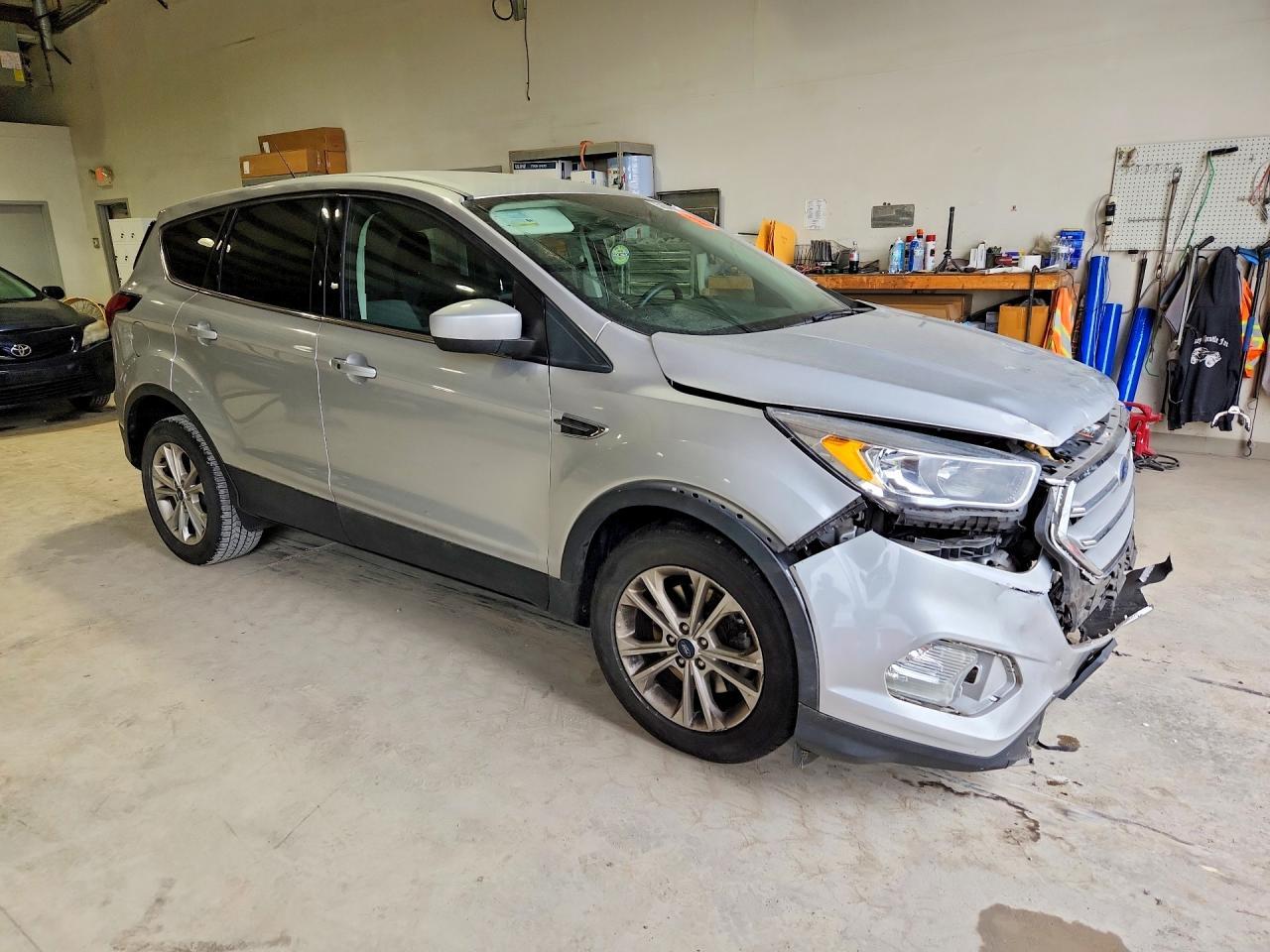 2019 Ford Escape Se - Фото 4