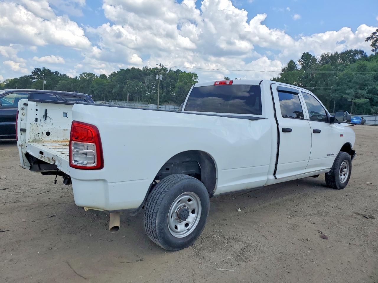 2020 Ram 2500 Tradesman - Image 3