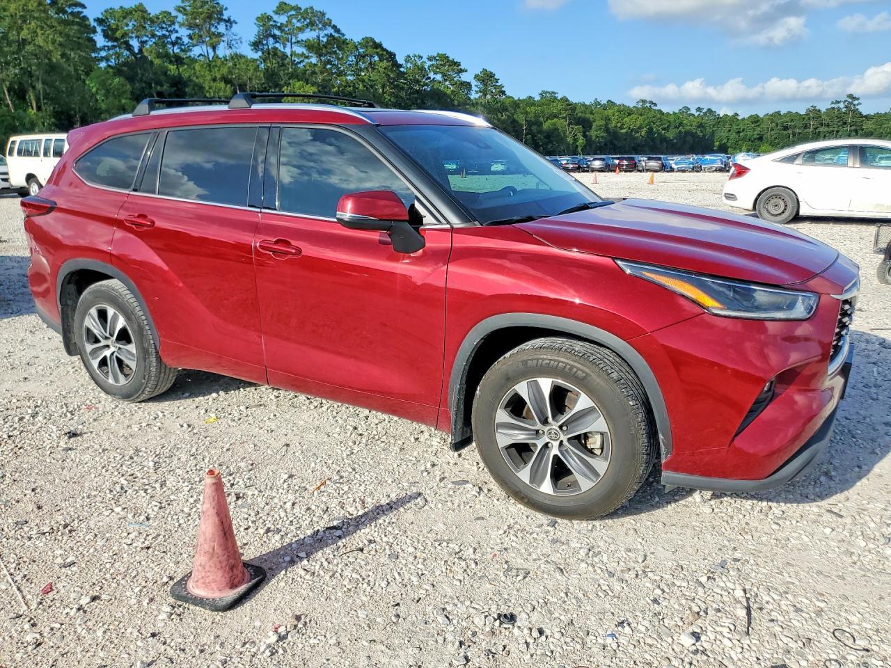 2021 Toyota Highlander Xle - Фото 4
