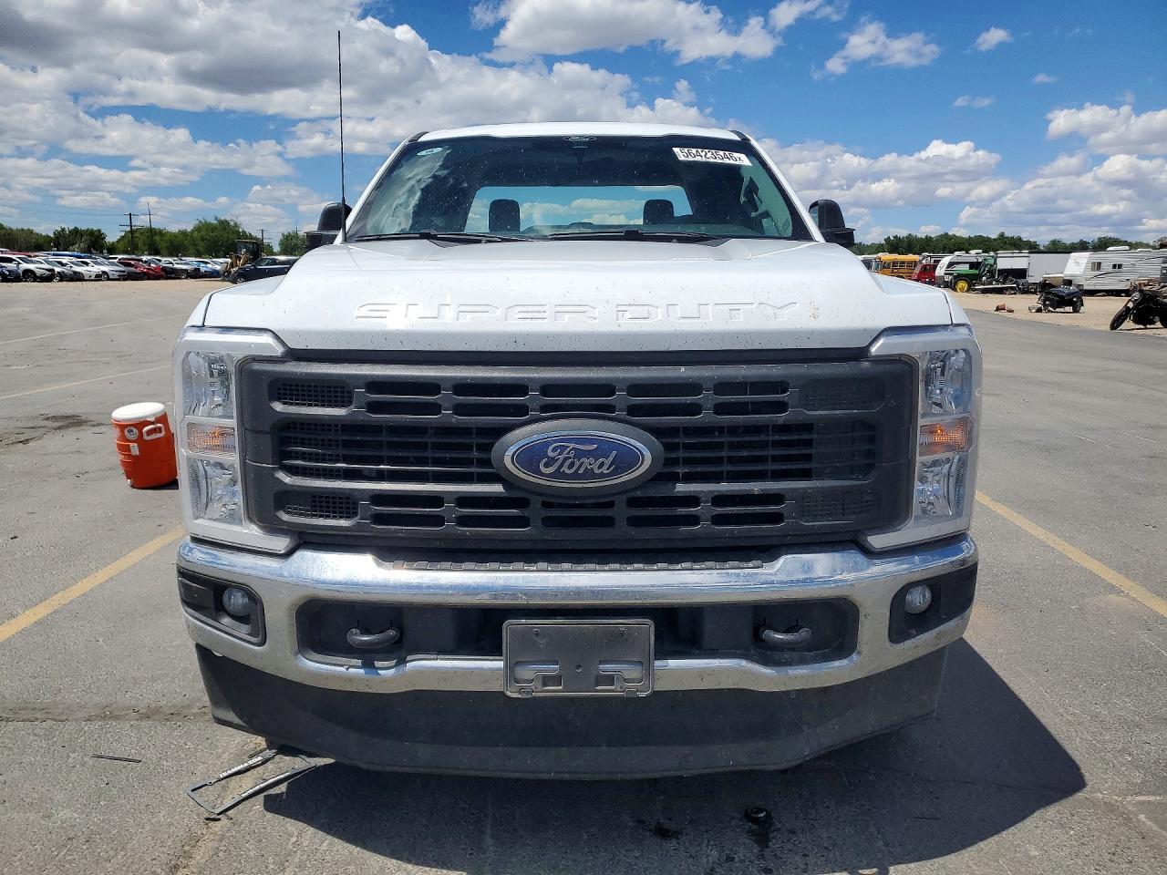 2025 Ford F350 Super Duty - Фото 5