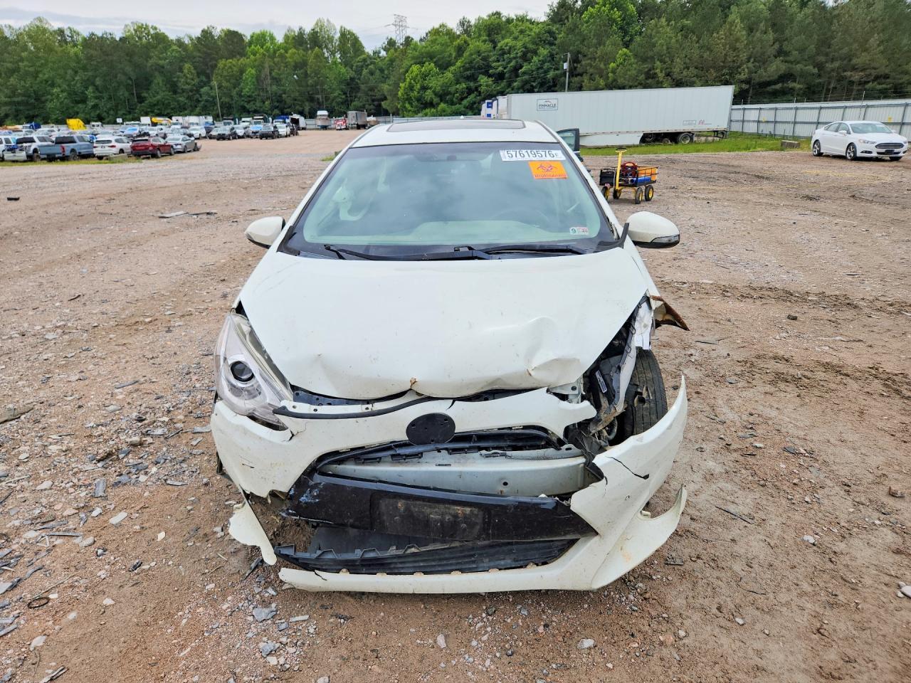 2015 Toyota Prius C Three - Image 5