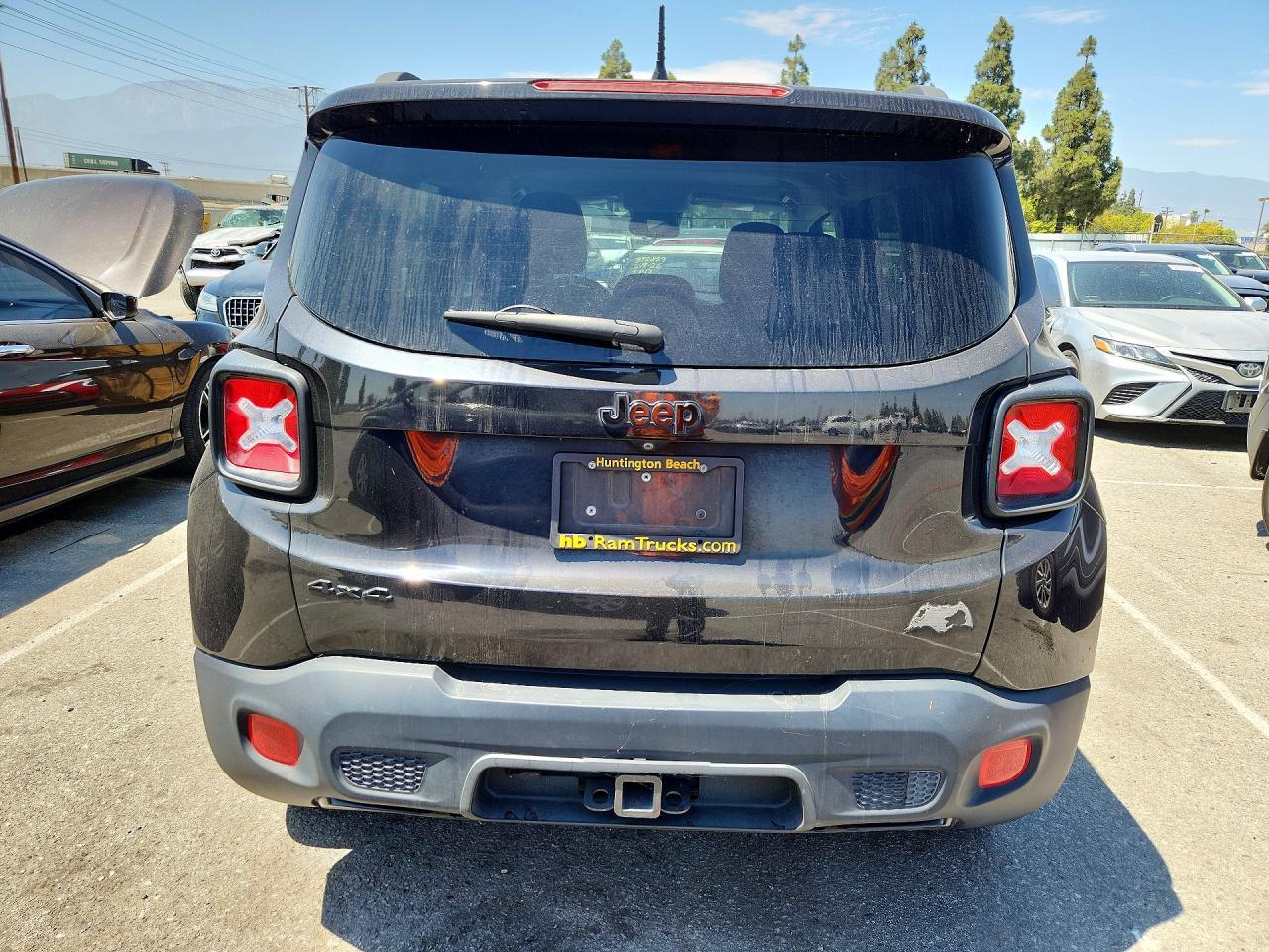 2016 Jeep Renegade Latitude - Фото 6