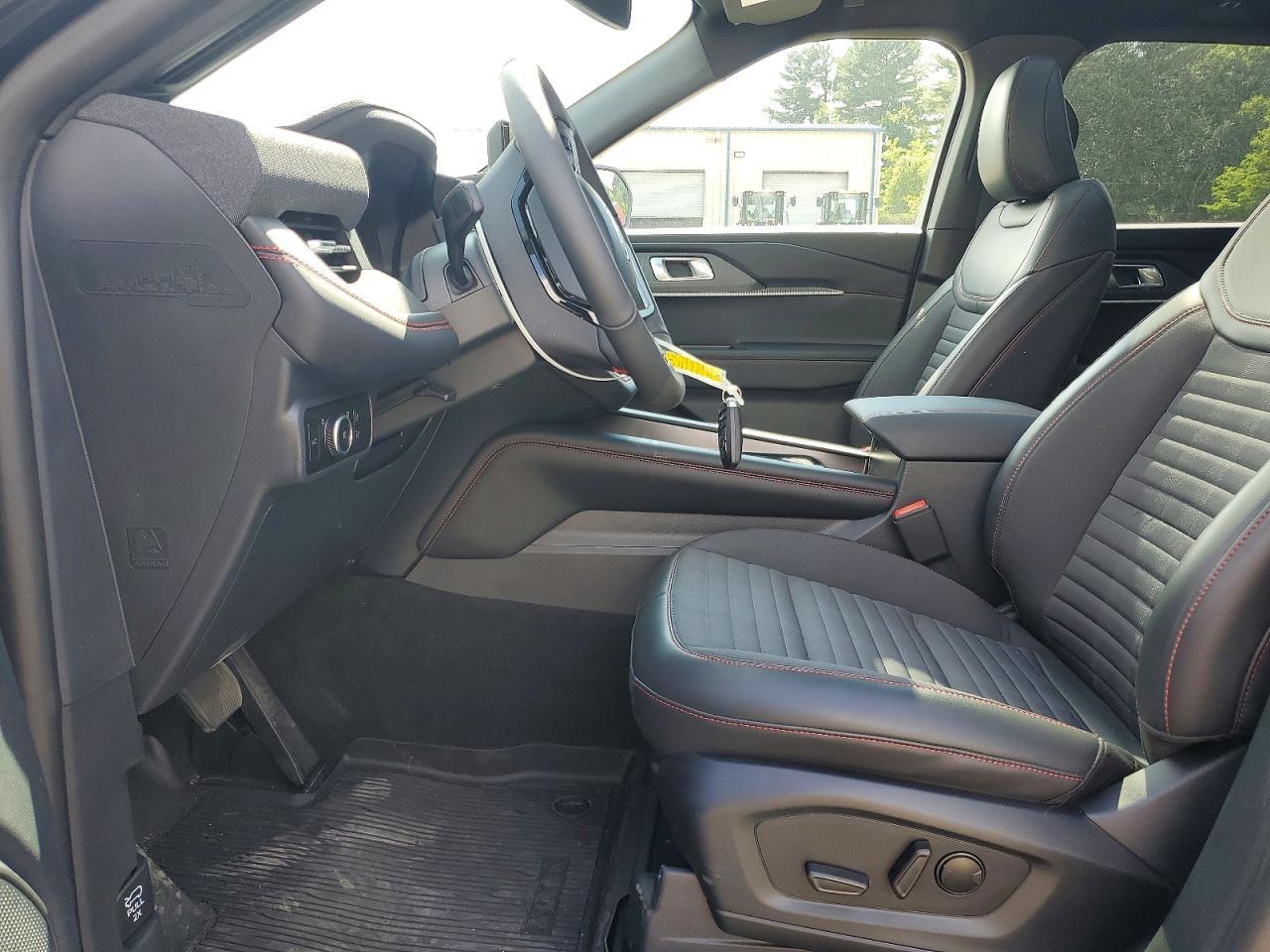 2026 Ford Explorer St-Line - Фото 7