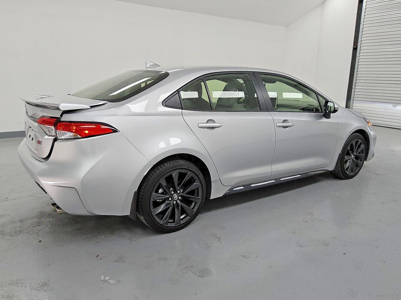 2026 Toyota Corolla Se - Фото 3