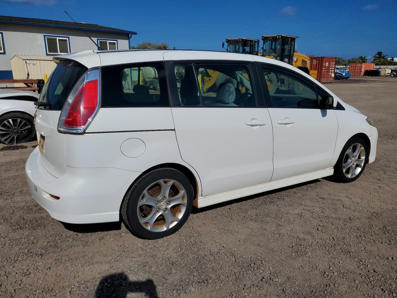 2010 Mazda 5 - Image 3