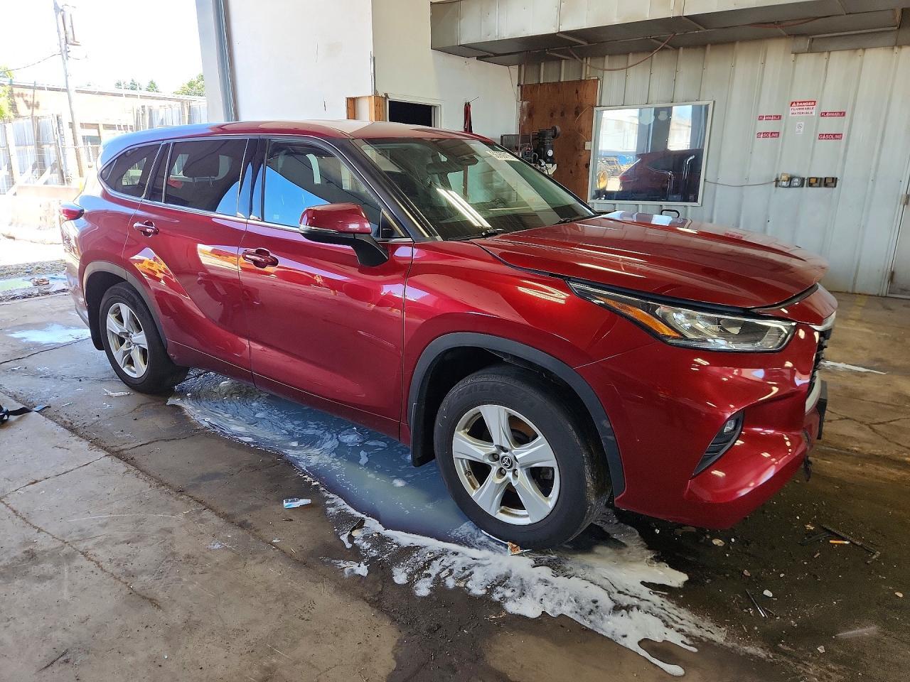 2020 Toyota Highlander Le - Фото 4