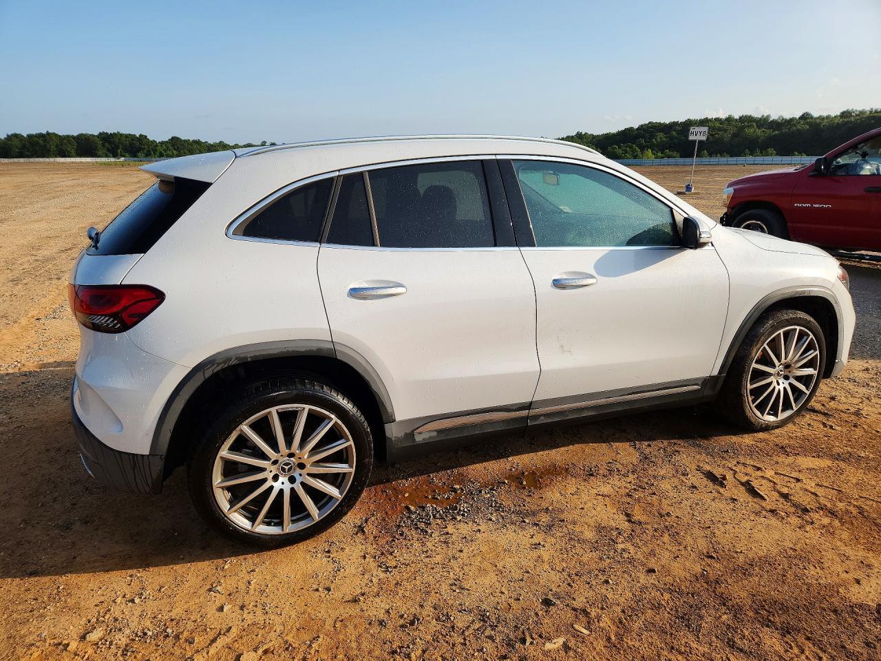 2022 Mercedes-Benz Gla 250 - Фото 3