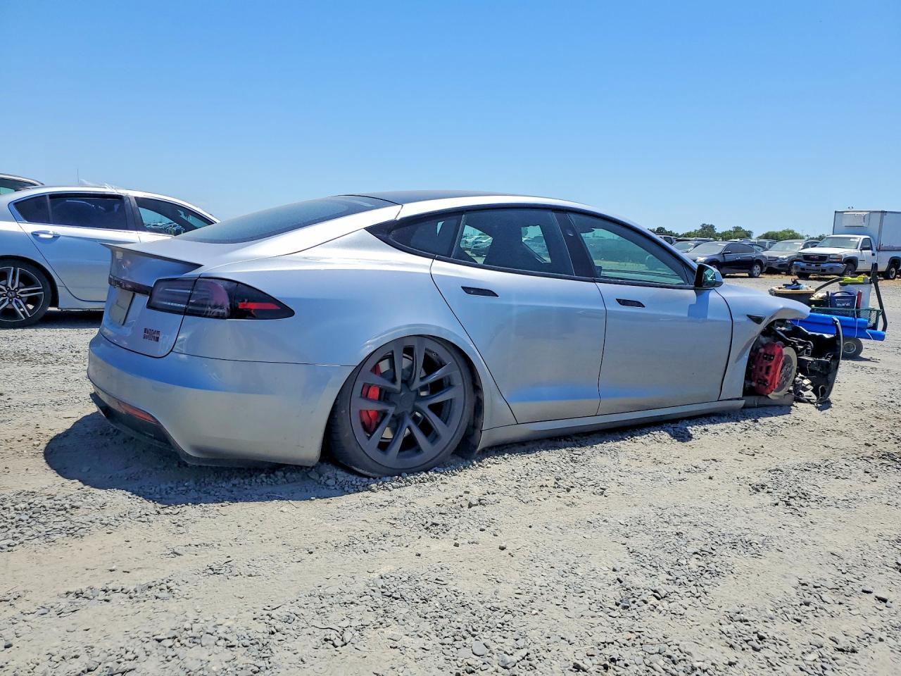 2025 Tesla Model S - Фото 3