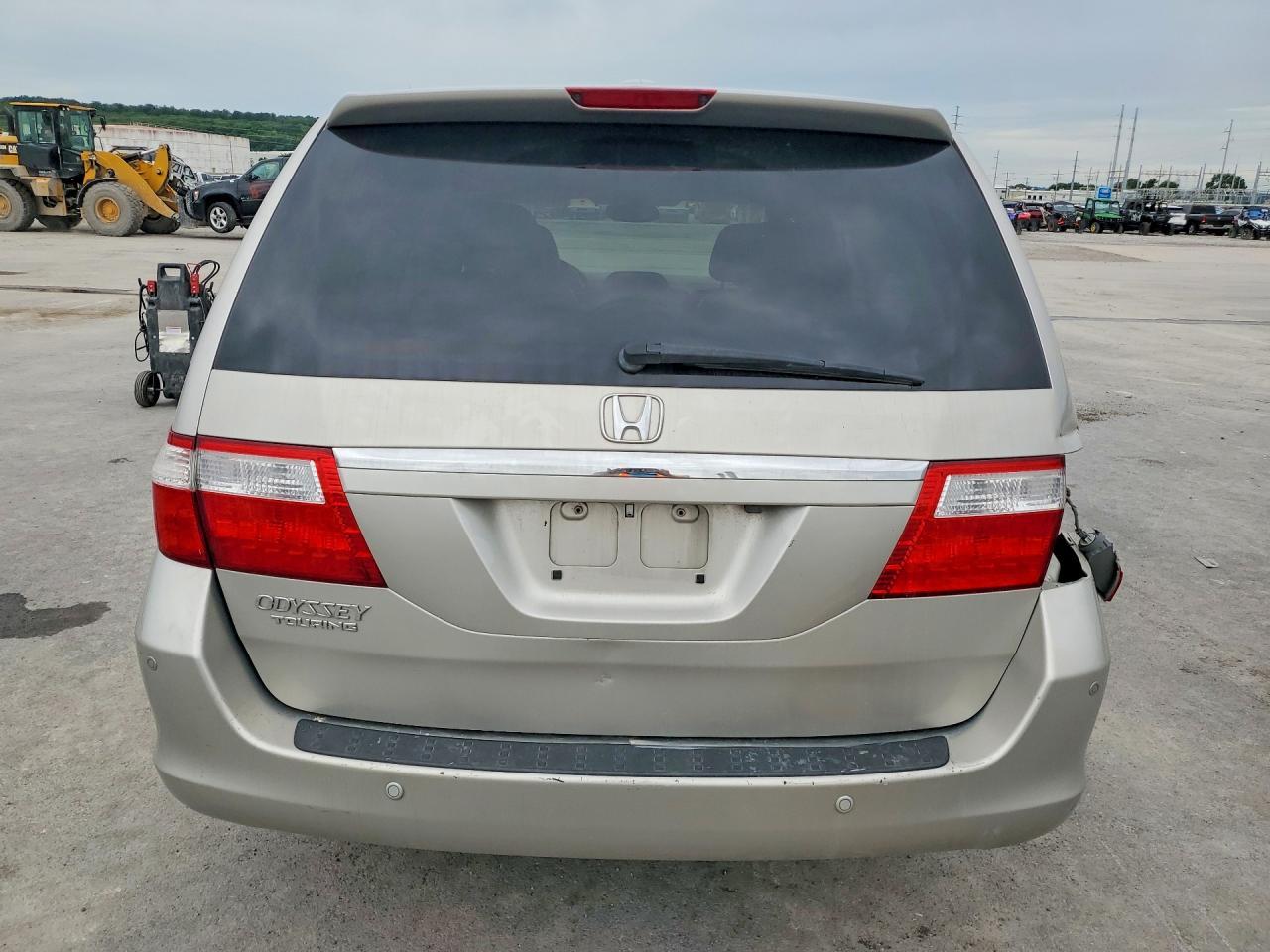 2007 Honda Odyssey Touring - Image 6