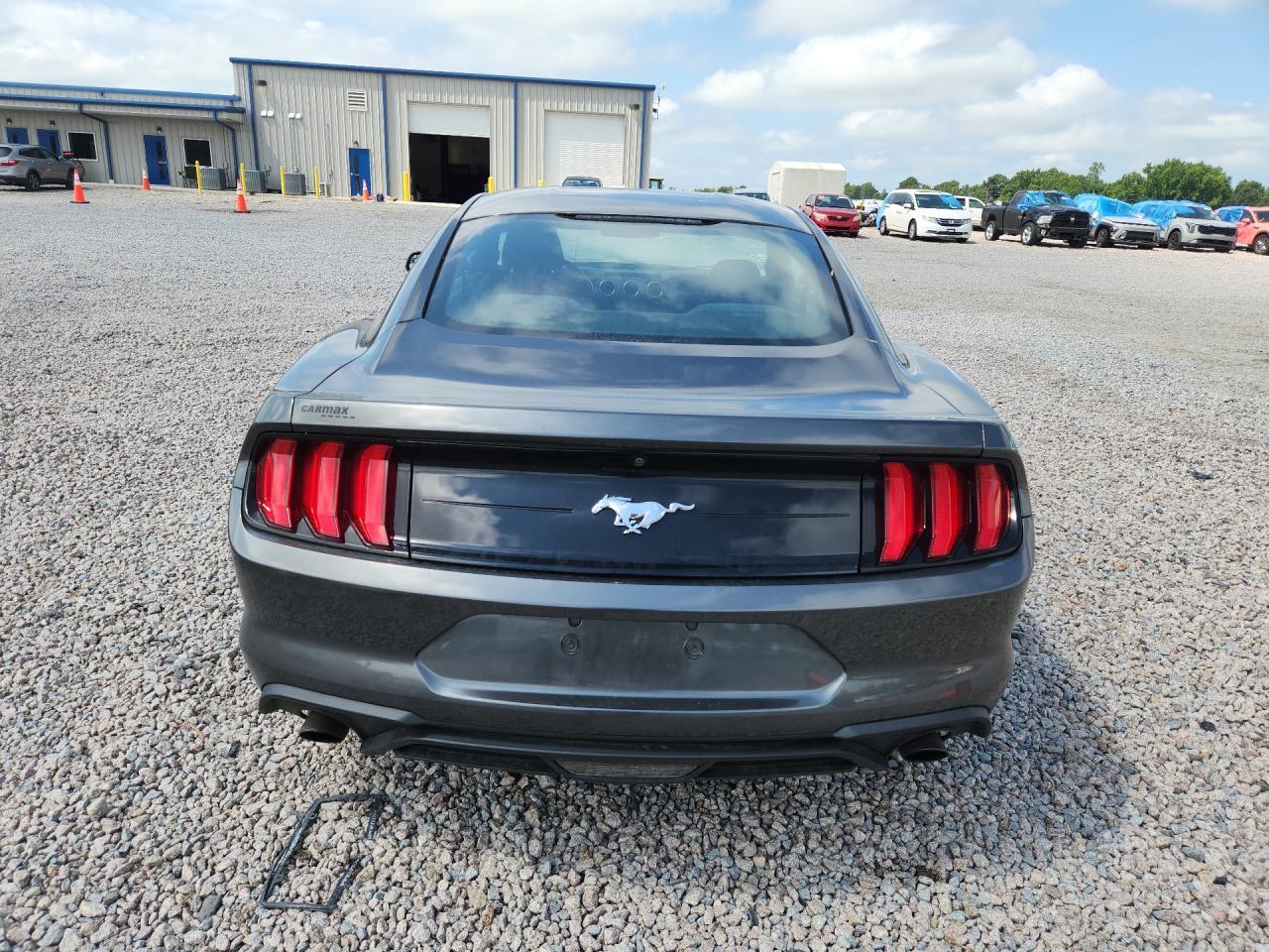 2018 Ford Mustang - Фото 6