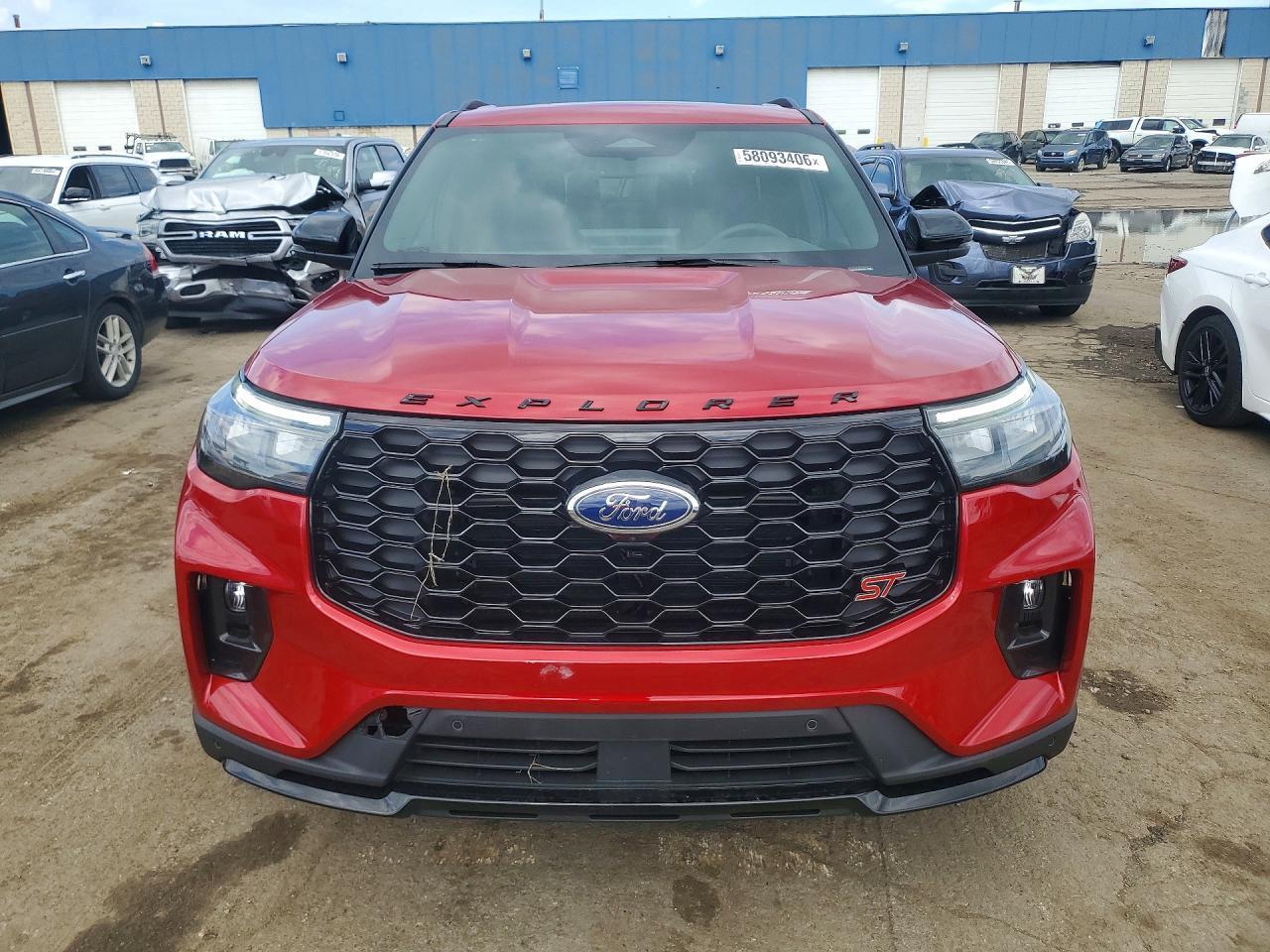 2026 Ford Explorer St - Image 5