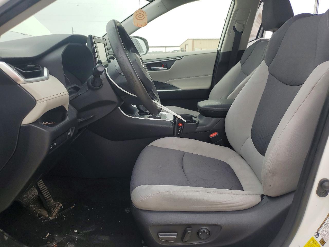 2019 Toyota Rav4 Xle - Image 7