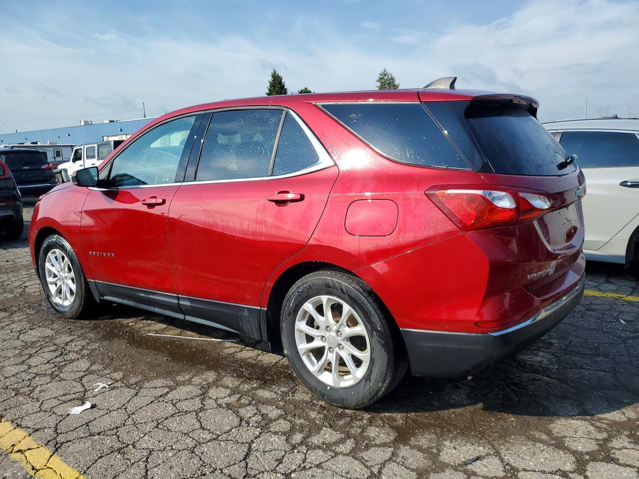 2020 Chevrolet Equinox Lt - Фото 2