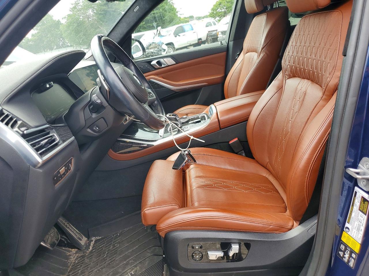 2022 BMW X7 xDrive40I - Фото 7