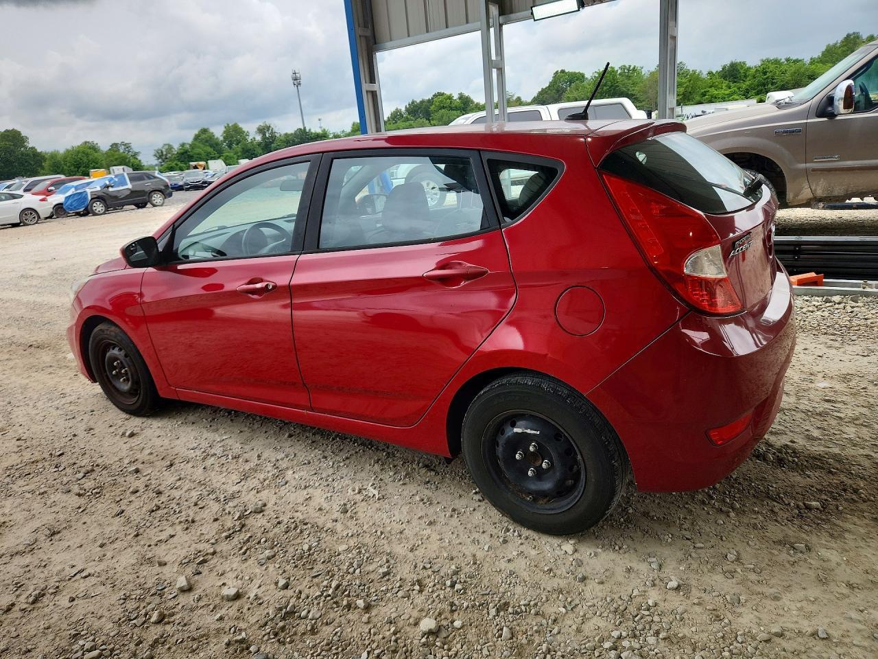 2016 Hyundai Accent Se - Image 2