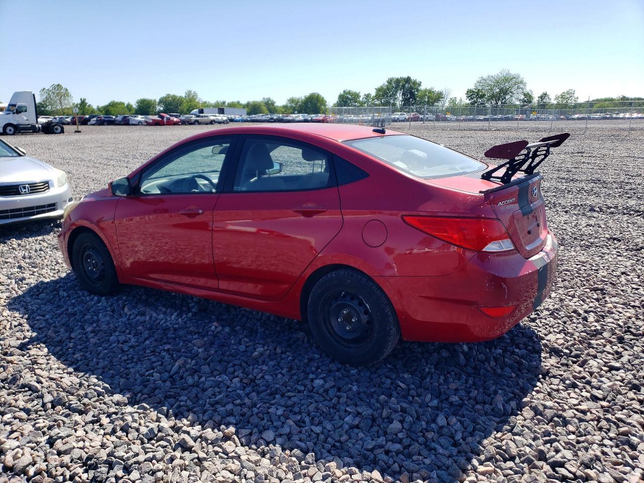 2016 Hyundai Accent Se - Фото 2