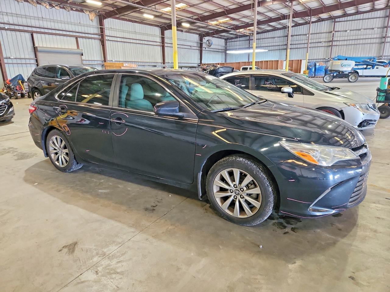2016 Toyota Camry Xle - Image 4