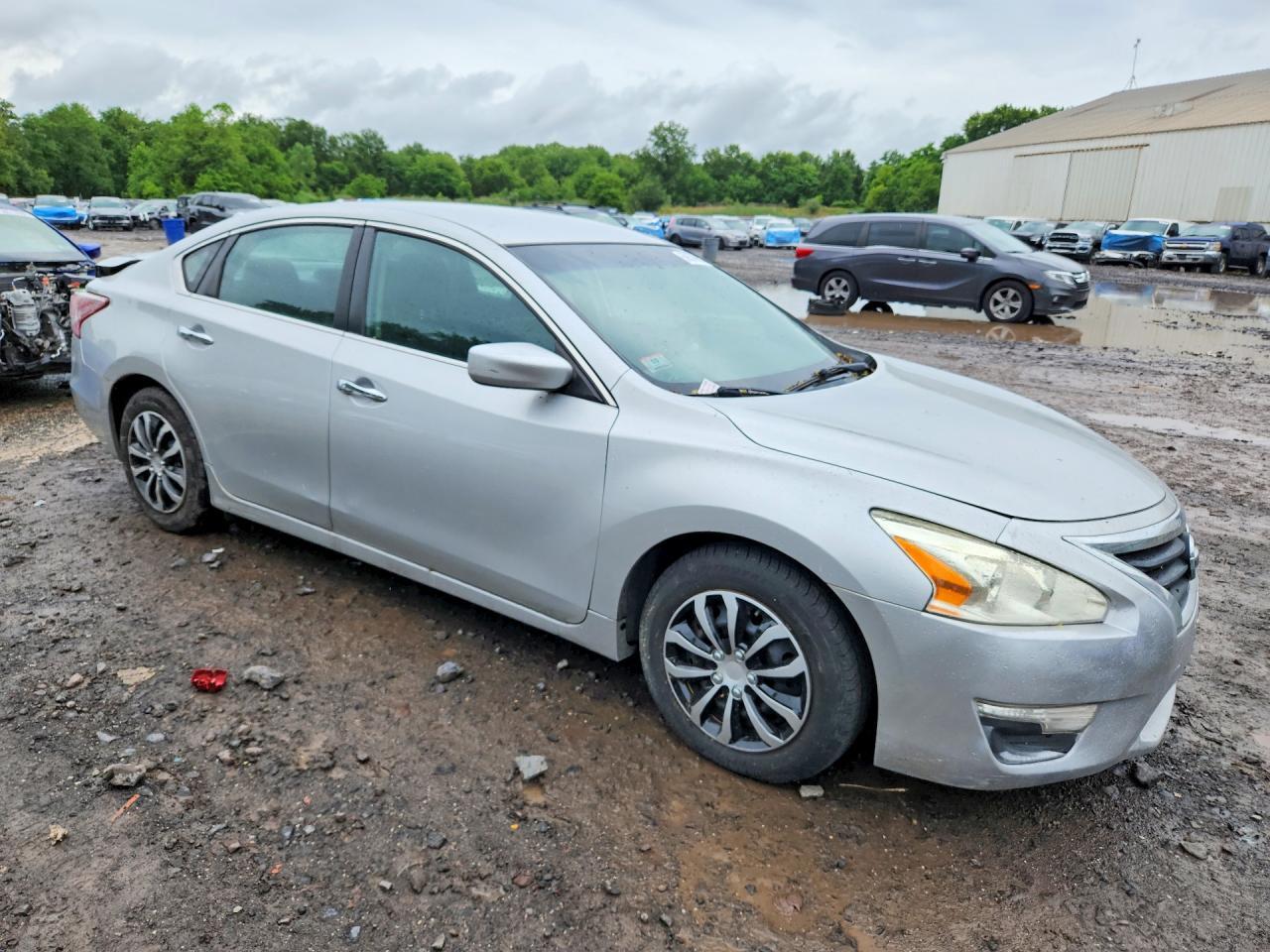 2015 Nissan Altima 2.5 S - Фото 4
