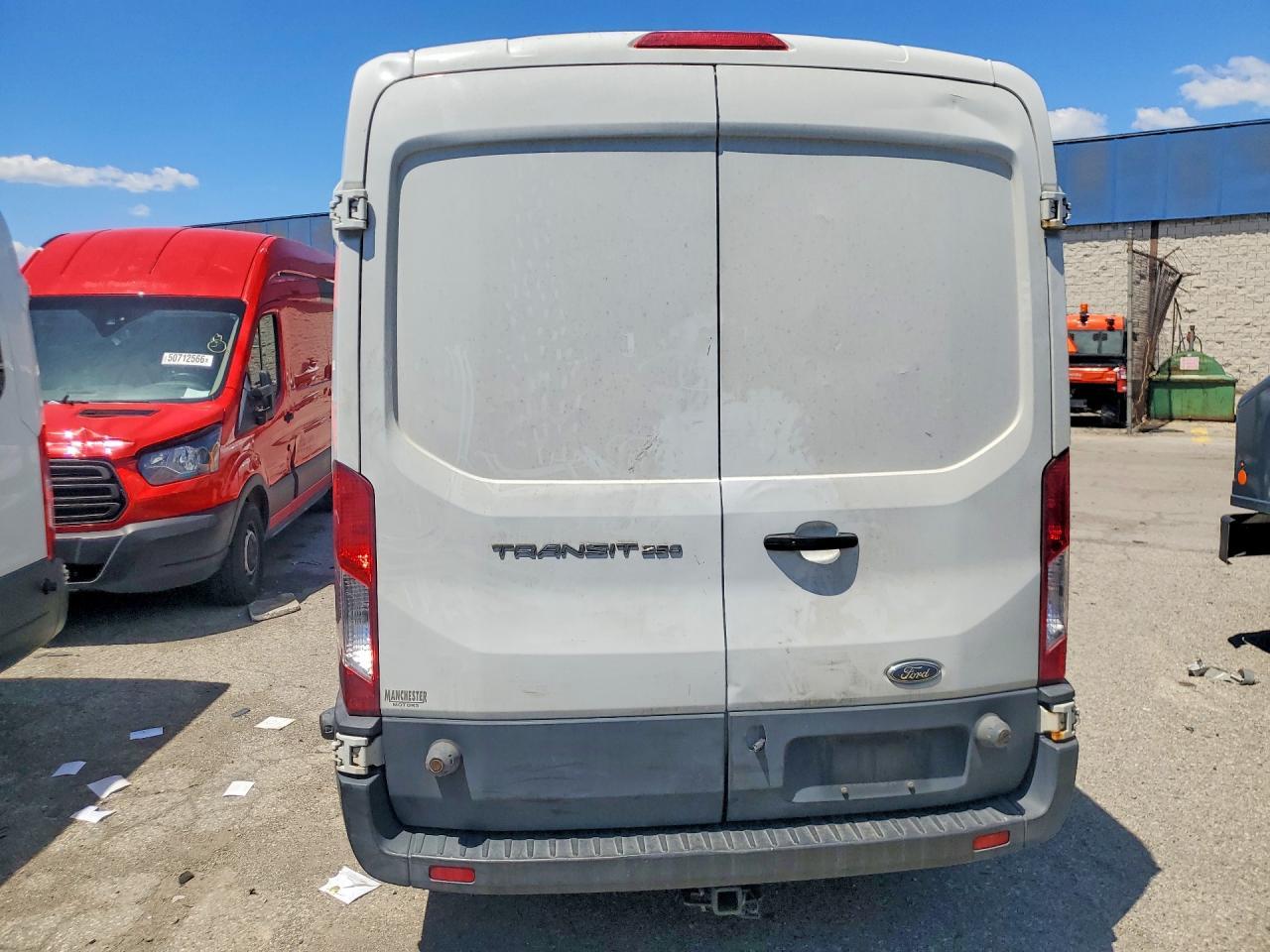 2016 Ford Transit T-250 - Фото 6