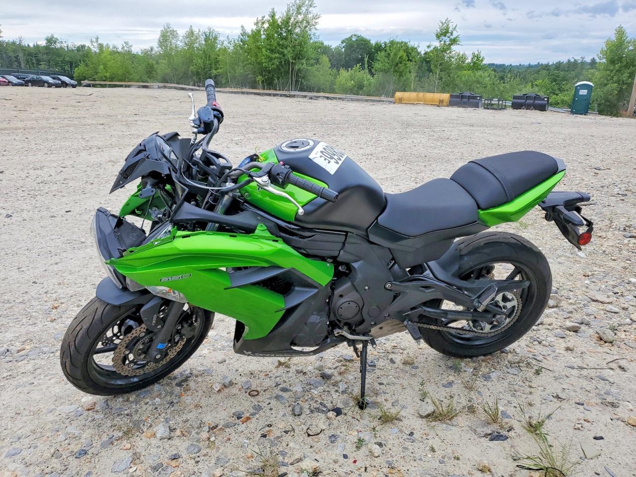 2014 Kawasaki Ex650 F - Фото 3