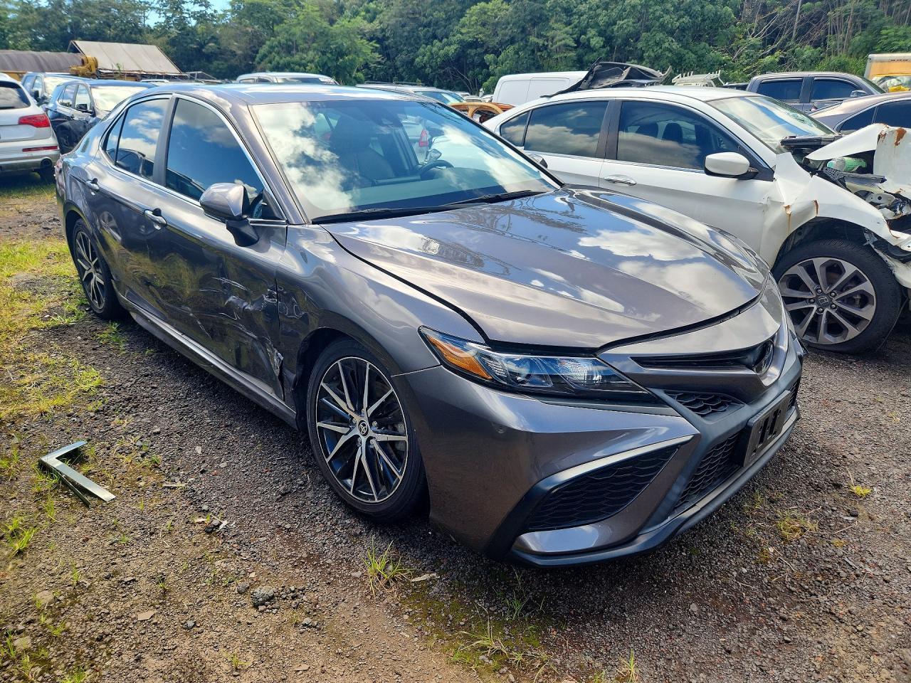 2022 Toyota Camry Se - Фото 4