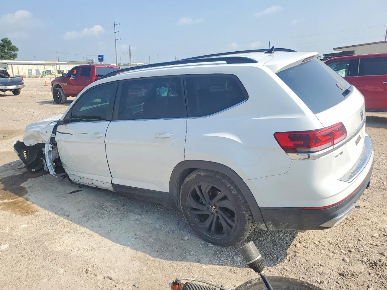 2023 Volkswagen Atlas Se - Фото 2