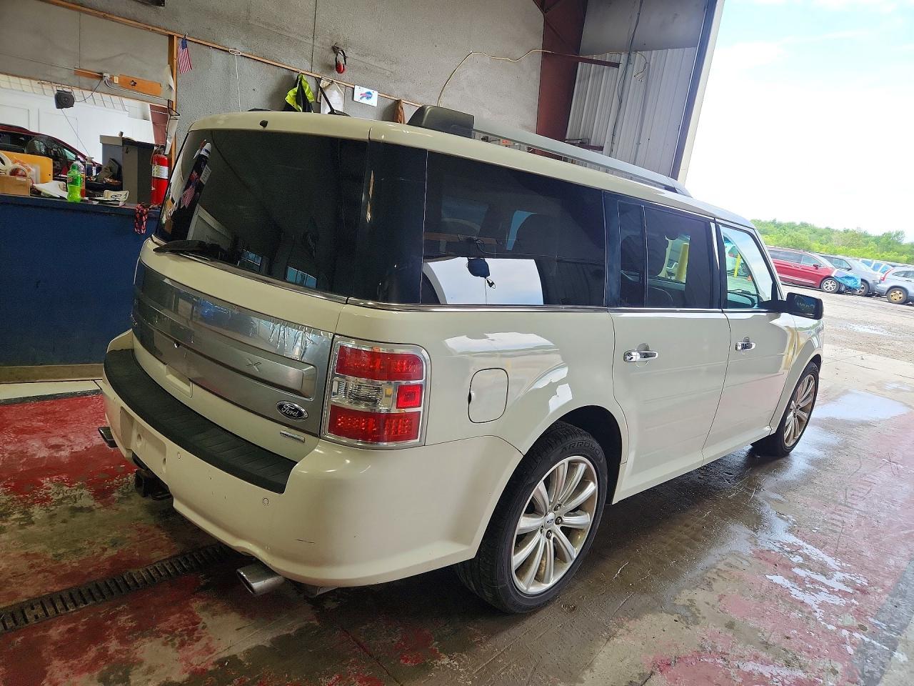 2014 Ford Flex Limited - Image 3