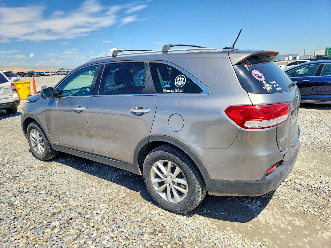 2017 Kia Sorento Lx V6 - Image 2