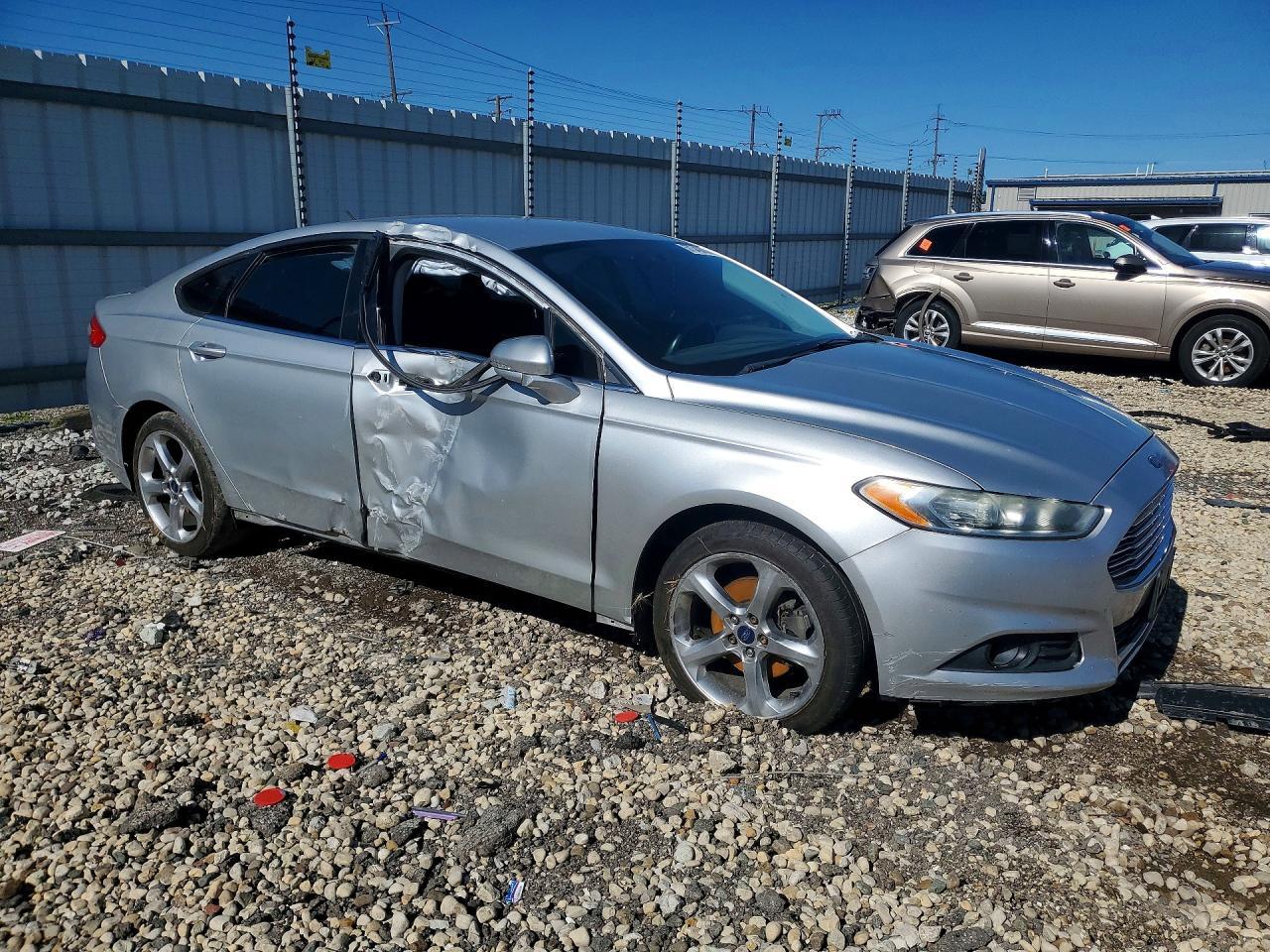 2013 Ford Fusion Se - Фото 4