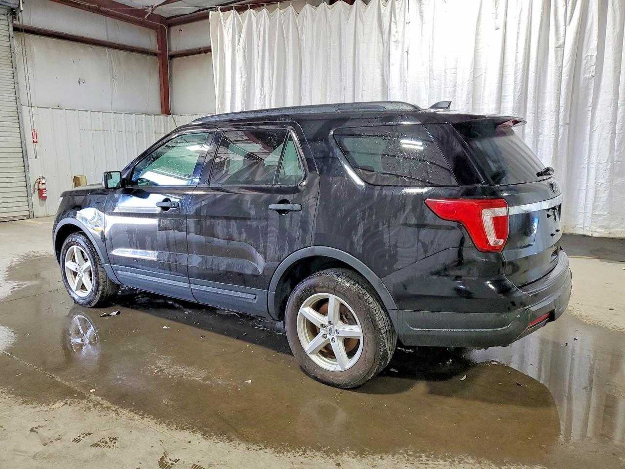 2018 Ford Explorer - Фото 2