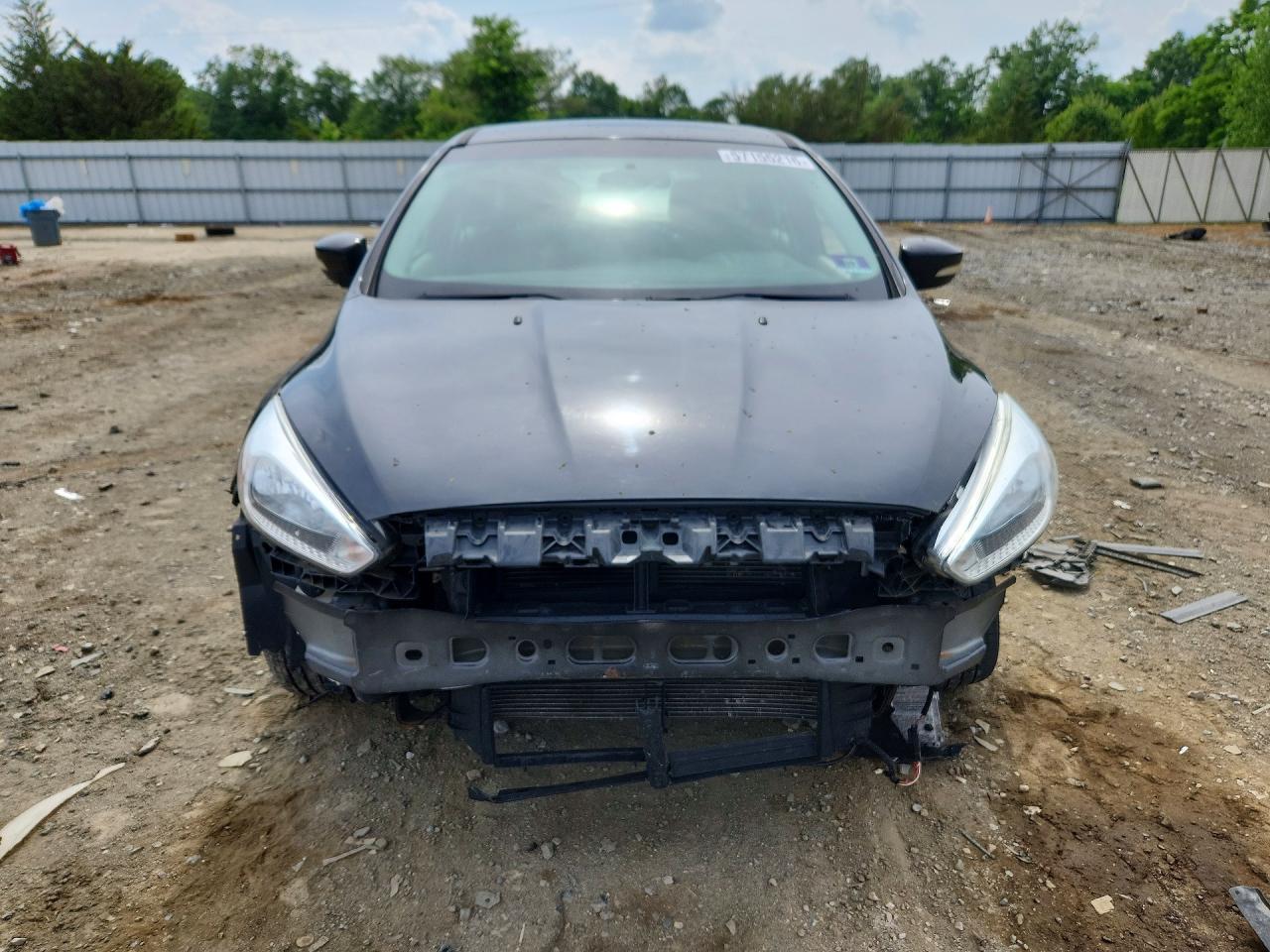 2017 Ford Focus Se - Image 5