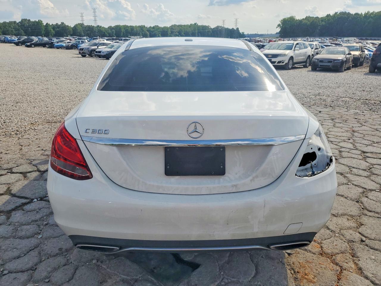 2016 Mercedes-Benz C 300 - Image 6