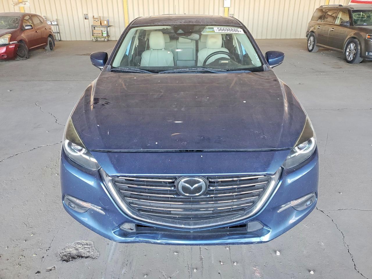 2018 Mazda 3 - Image 5