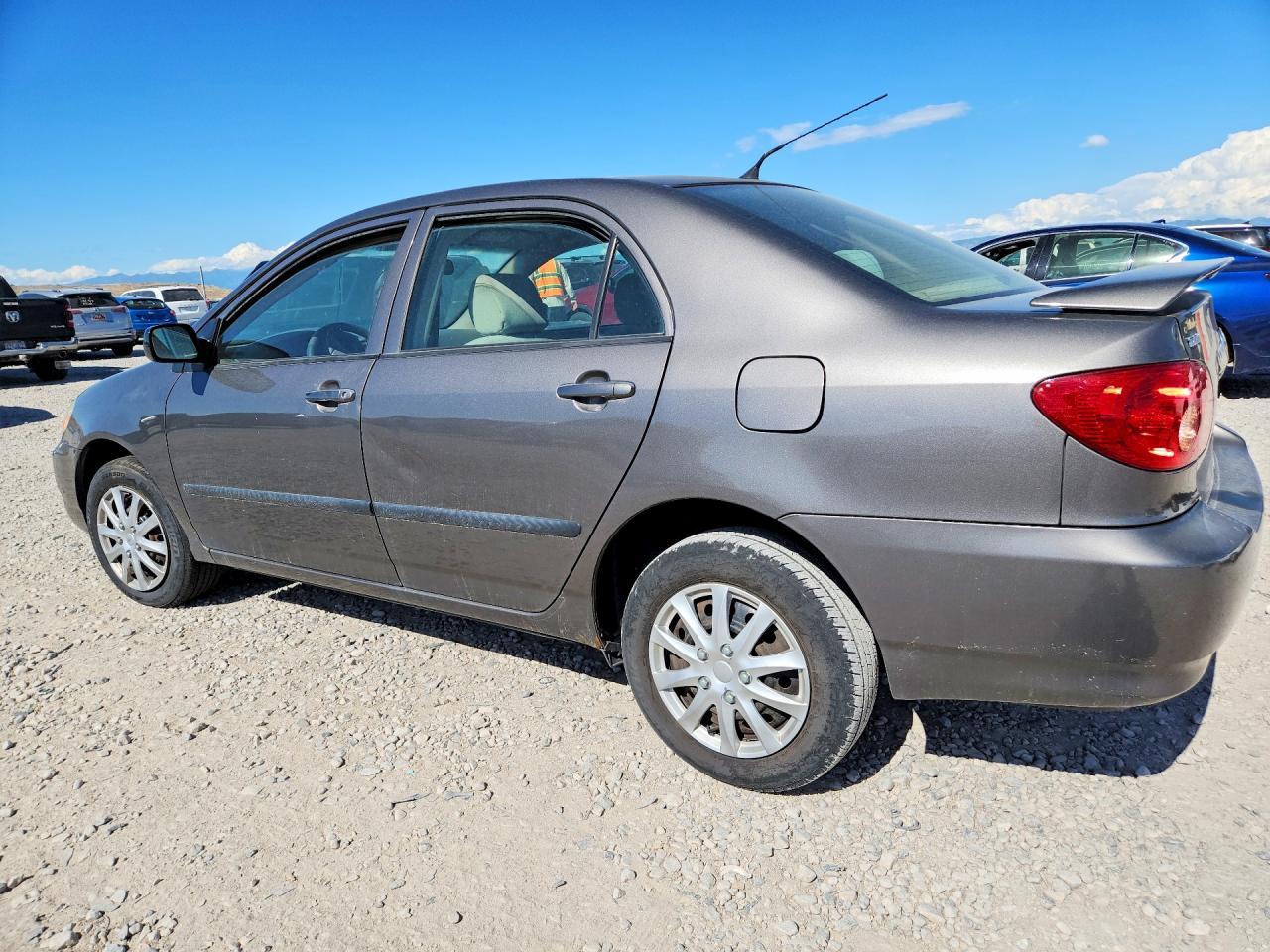 2007 Toyota Corolla Ce - Image 2