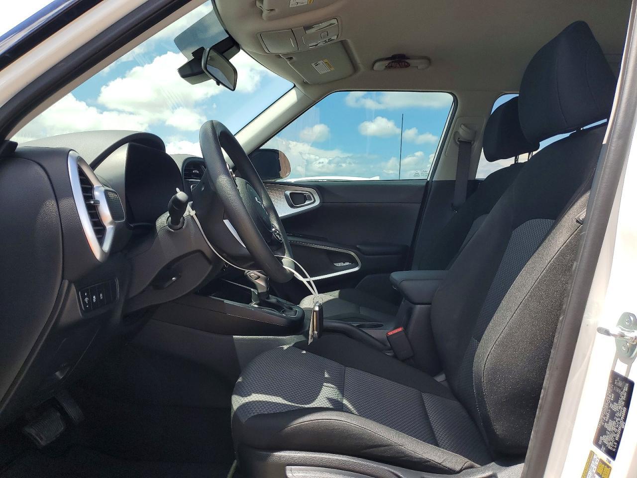 2025 Kia Soul Lx - Фото 7