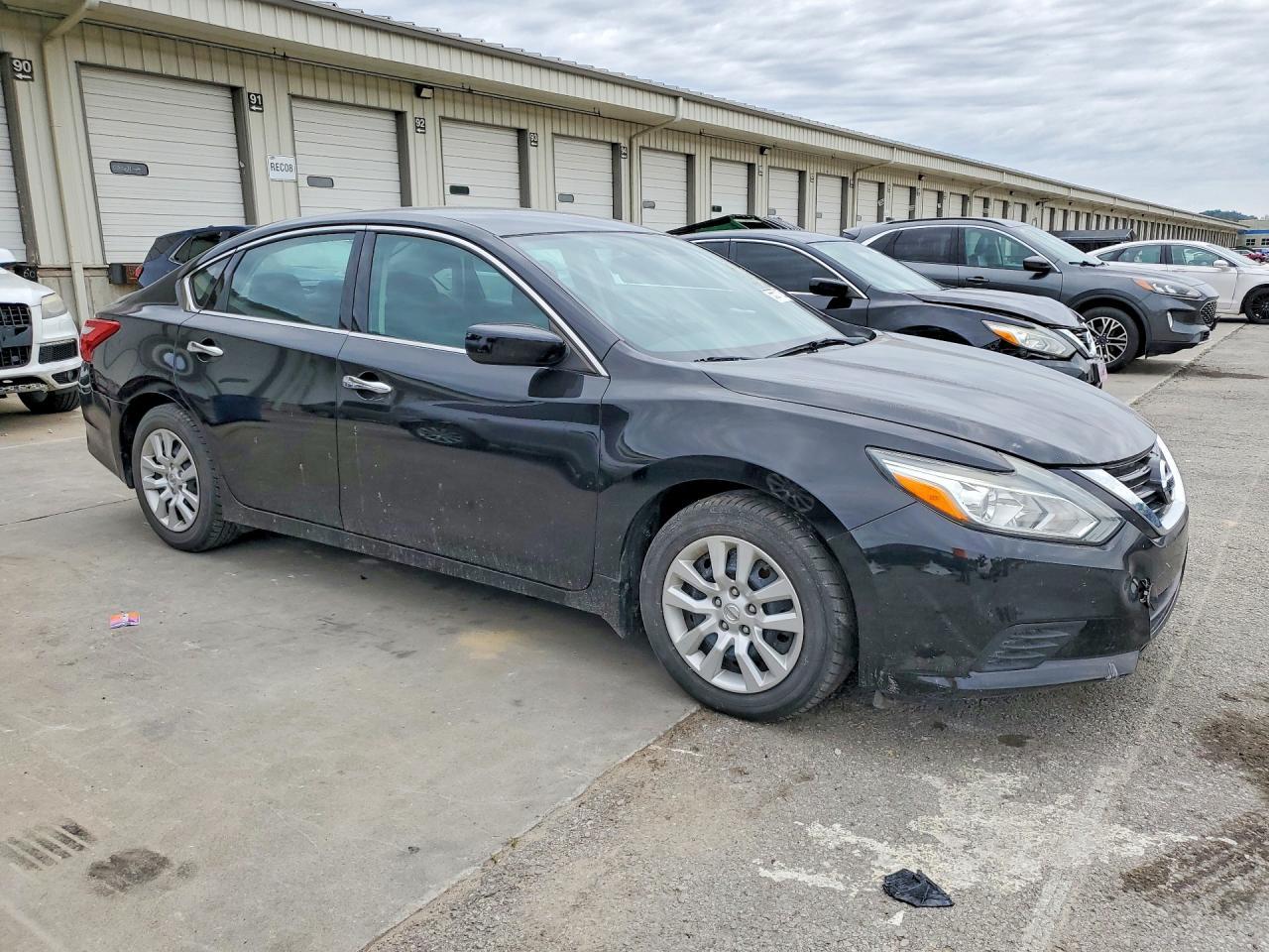 2017 Nissan Altima 2.5 S - Фото 4