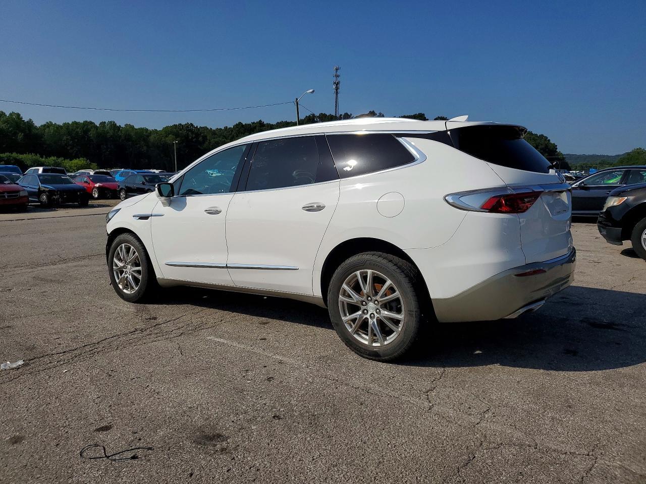2022 Buick Enclave Premium - Фото 2