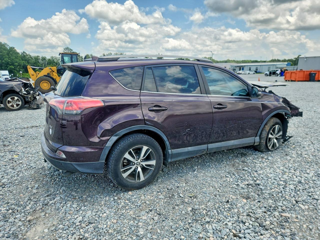 2017 Toyota Rav4 Xle - Фото 3